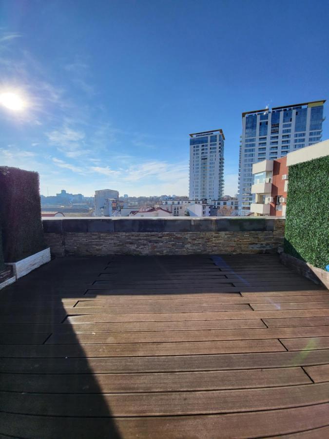 Large Luxury Apartment - Penthouse - Terrace Boekarest Buitenkant foto