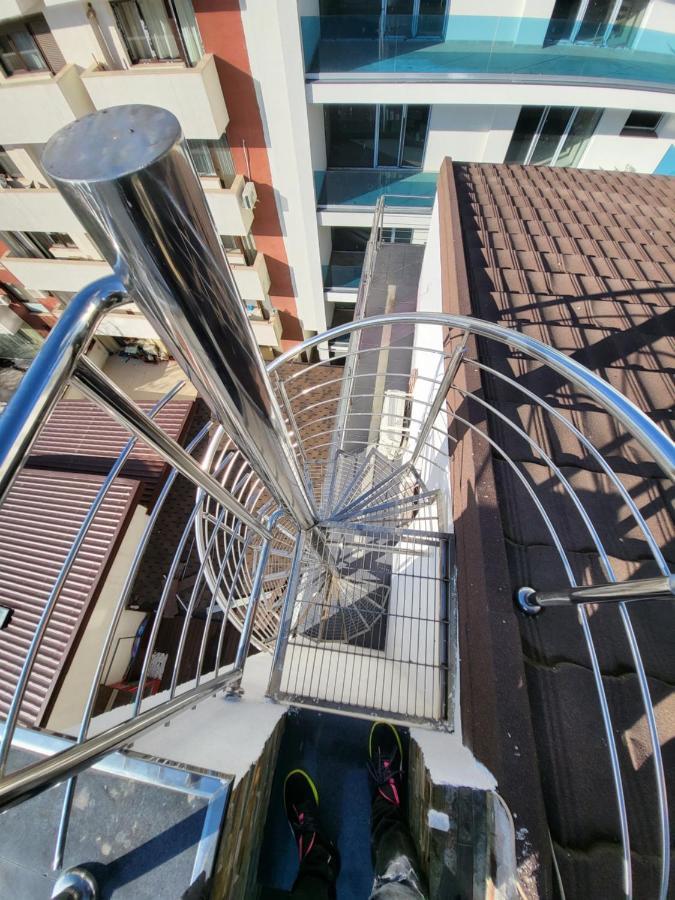 Large Luxury Apartment - Penthouse - Terrace Boekarest Buitenkant foto